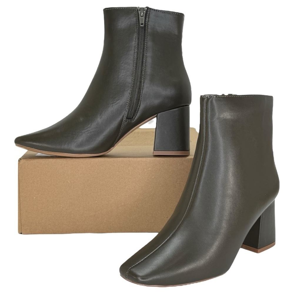 Journee Collection Haylinn Olive Green Faux Leather Womens Ankle Boots Size 6M